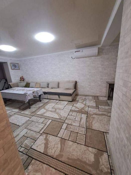 Ангренда колицода 3 хонали уй ижарага берилади шароитлари бор