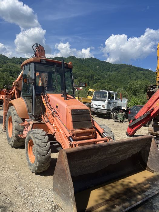 Buldoexcavator Fiat Hitachi FB100