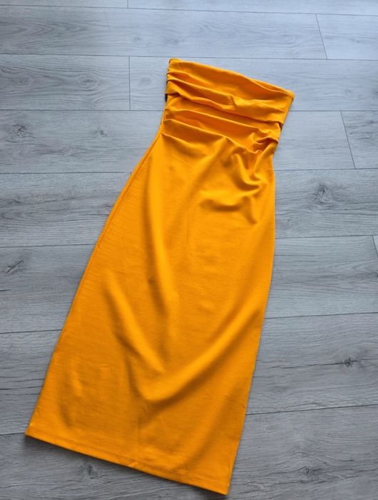 Vand lot 50 bucati haine zara noi cu eticheta