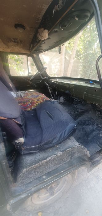 Uaz sotiladi srochniy