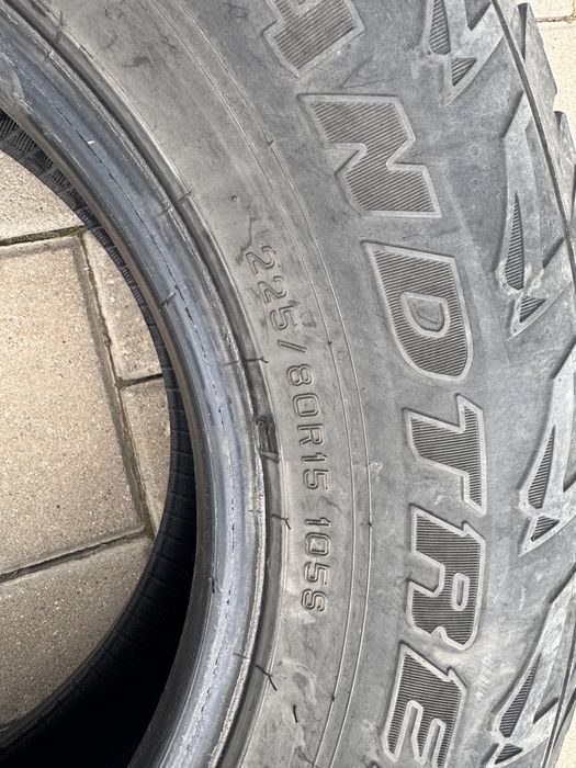 Продам резину 225/80r15