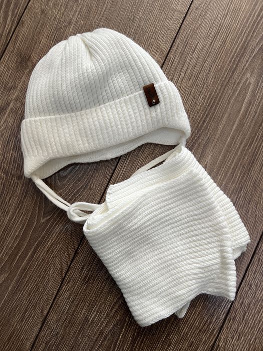 Шапка на малыша 0-5 месяцев