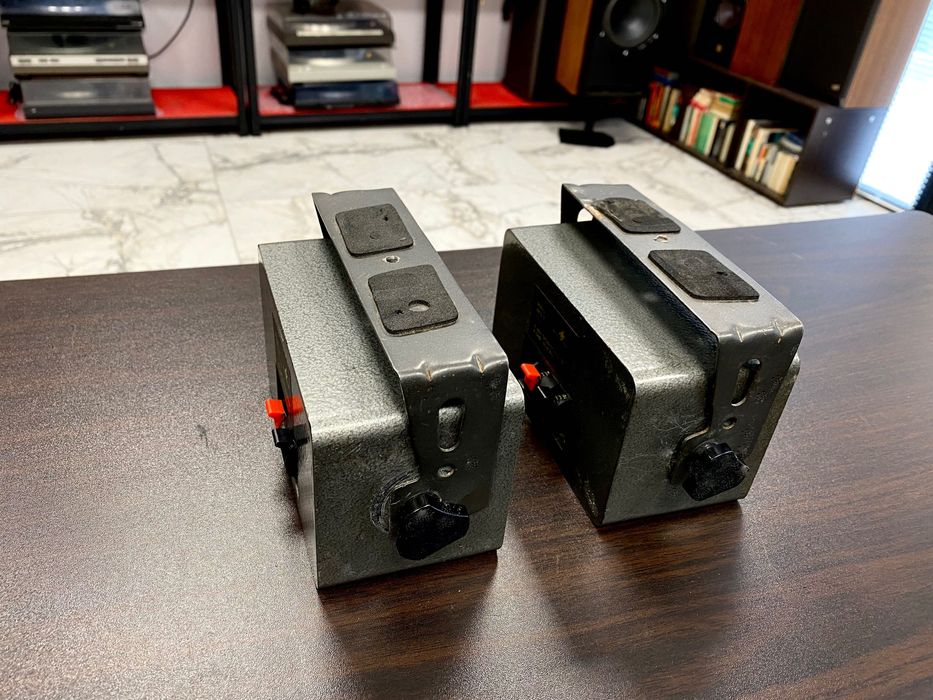 Тонколони Monacor