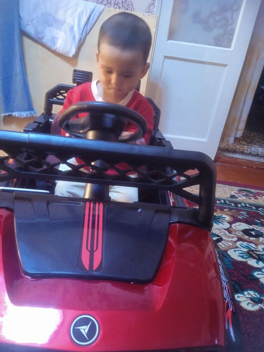 Болалар машинаси