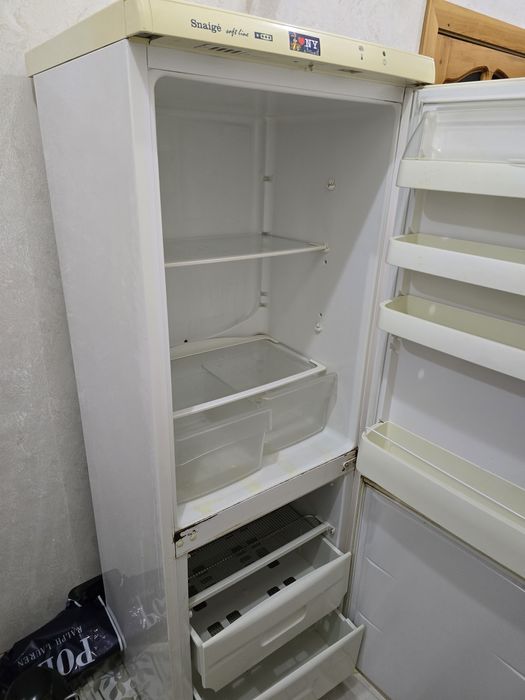 Холодильник сатылады