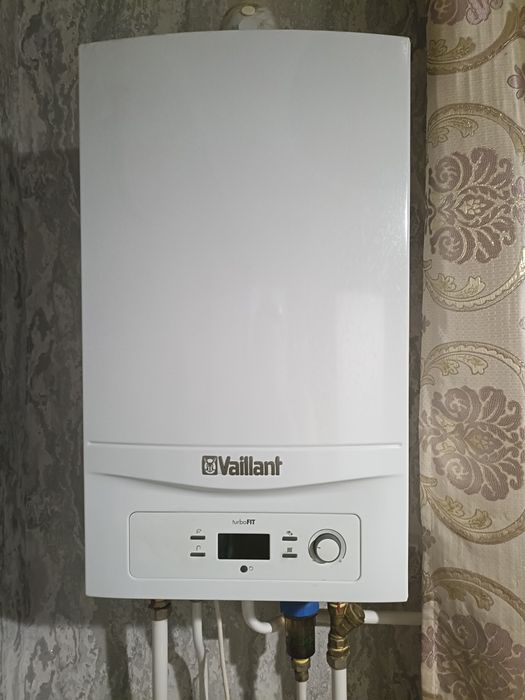 Продам котел газовый