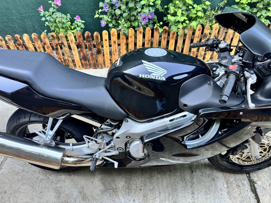 Honda cbr 600 an 2000