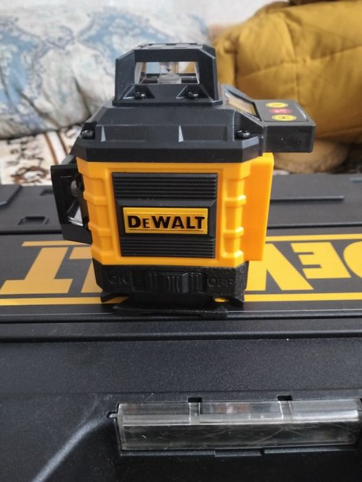 Продам лазерный уровень