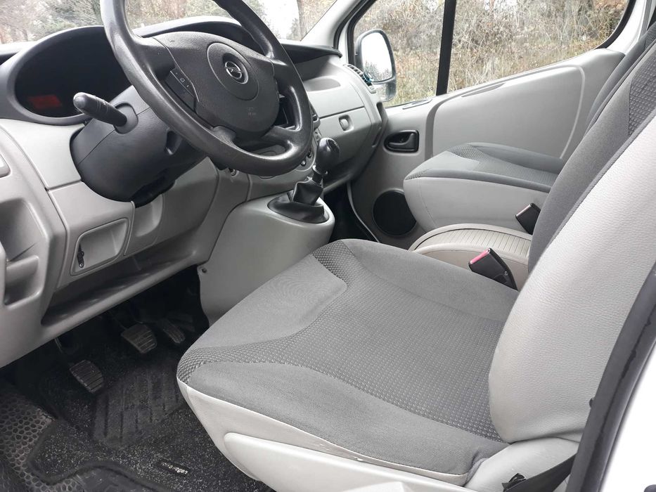 Opel Vivaro 2014 2.0CDTI A/C Lunga