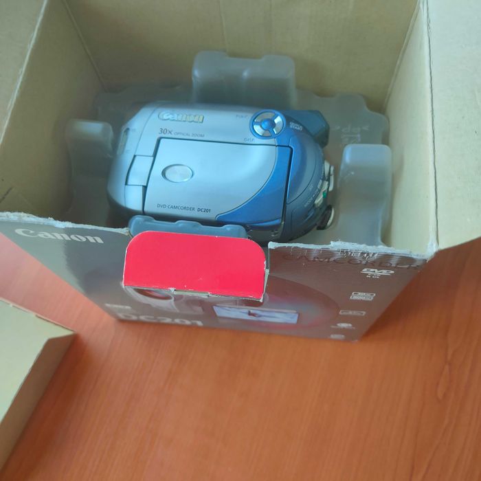 Canon Camcoder dc201
