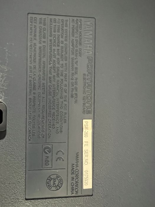 Yamaha PSR260 Синтезатор