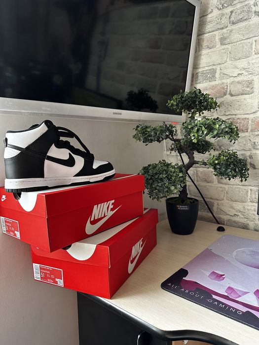 Nike Dunk Panda High