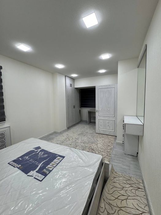 Квартира Трехкомнатная с Новой Обстановкой Яккасарой р-н Космонавтлар