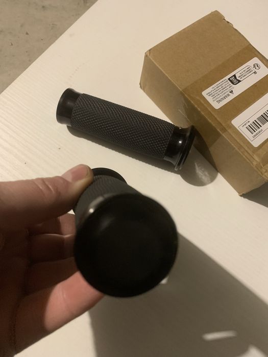 Ръкохватки за Harley-Davidson Ф25мм метал и гума - НОВИ