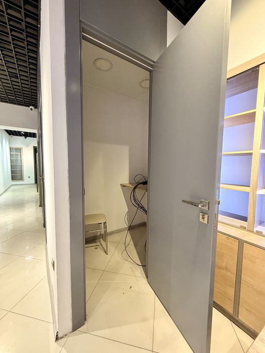 Мирабадскмй район, Гостиница Россия. R36