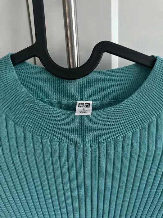 Uniqlo вълнена блуза с къс ръкав