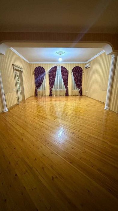 Sotiladi Дом Яккасарай РакатБоши махаля Богсарай 3.3 сотки Фасад 20*18