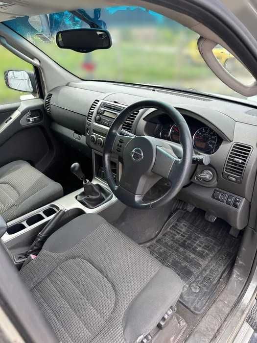 Nissan pathfinder 2.5d 2006 /нисан патфингер на части