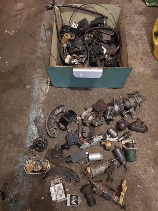 Vind dacia 1300, din 1976.