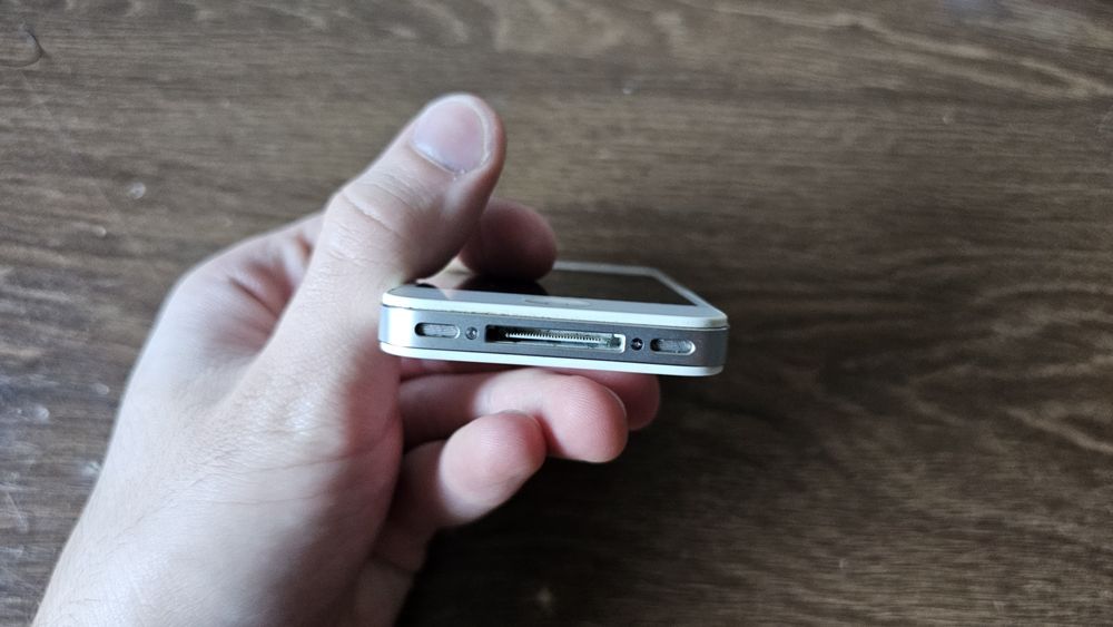 iPhone 4s alb 16Gb