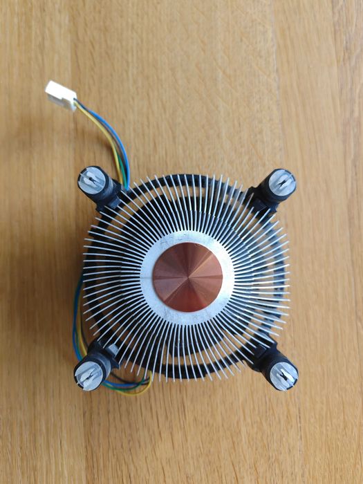 Въздушни охладители за процесори Intel от 4-то поколение сокет LGA 1150 DeepCool+Intel