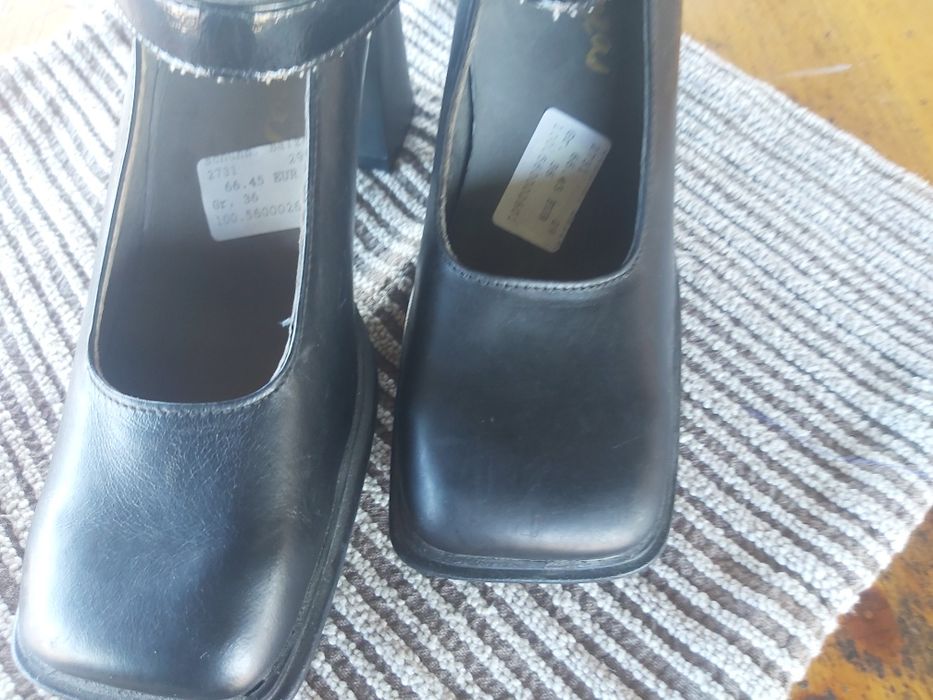 Pantofi comozi si eleganti