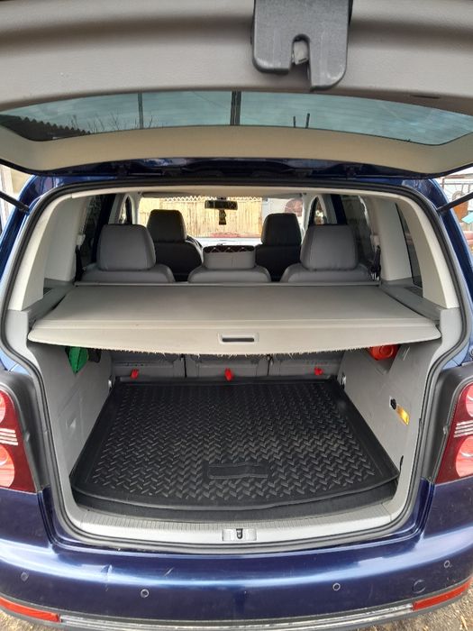 Продам машину Вольксваген Тауран