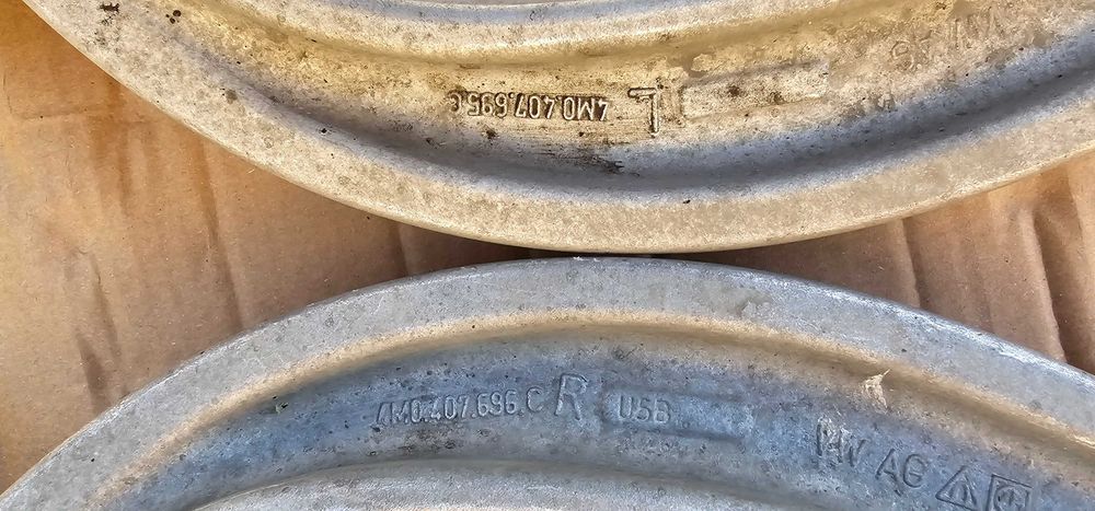 Brat / Bascula stanga / dreapta fata Audi Q7 4M / Q8 / Vw Touareg 3 CR