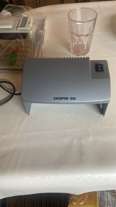 Ультрафиолетовый детектор для купюр