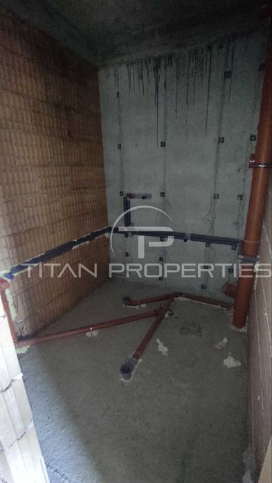 Продава се Многостаен апартамент в Пловдив, Кючук Париж - 158 кв.м за 1425 €/кв.м - Снимка #7