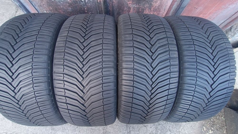 225/40/18 Michelin