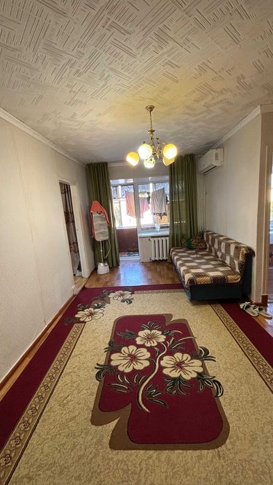 продам 2 комнатную квартиру