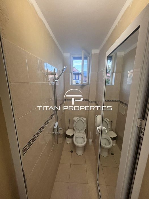 Дава се под наем Офис в Бургас, Център - 35 кв.м за 255 € - Снимка #4