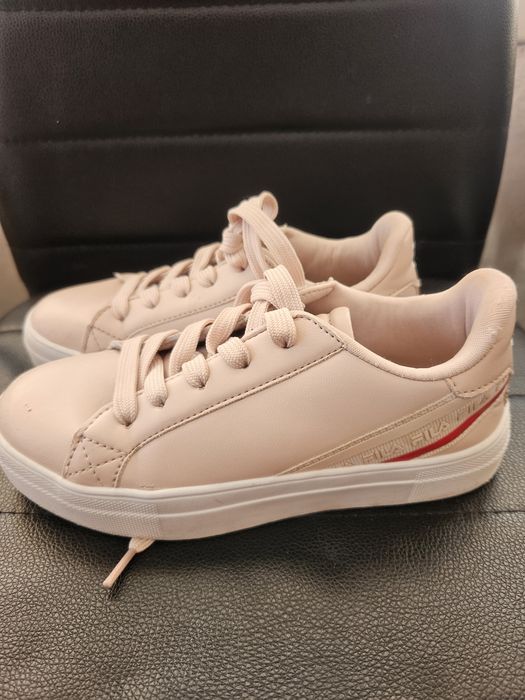 Adidași Fetite mărimea 32.