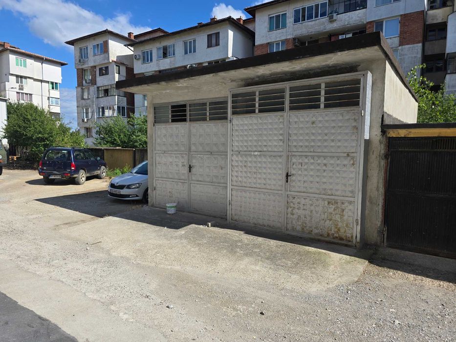 Дава се под наем Гараж / Паркомясто в Велико Търново, Картала - 43 кв.м за 43000 € - Снимка #1
