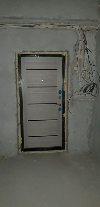 Шахар марказидан 3-хонали квартира сотилади!