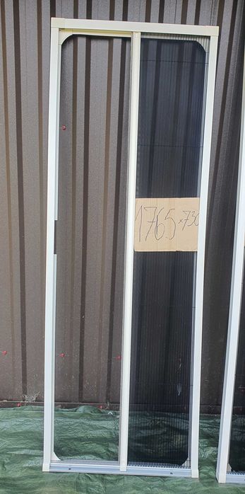 3 cadre cu plasa antiinsecte pentru usa rulota, autorulota,cabana, etc