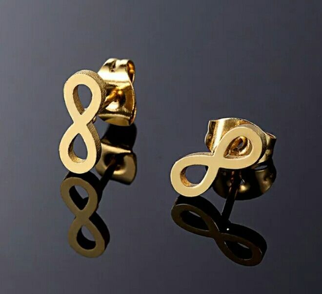 Колие, гривна, обици безкрайност