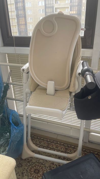 Детский стульчик для кормления