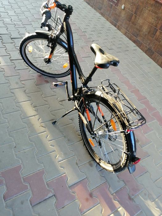 Biciclete copii 10-14 ani, cumpăraeste nouă. Preț 650 RON negociabil.Informati la nr de telefon 0761145801  Daia Română.