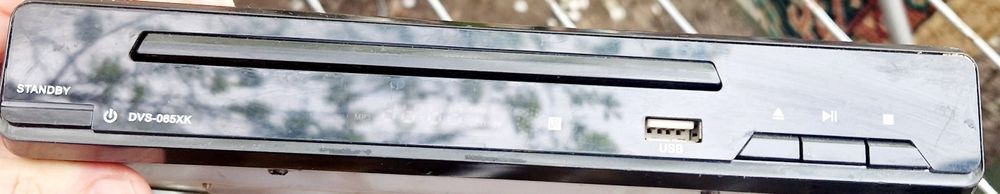 DVD плеер в идеальном состоянии