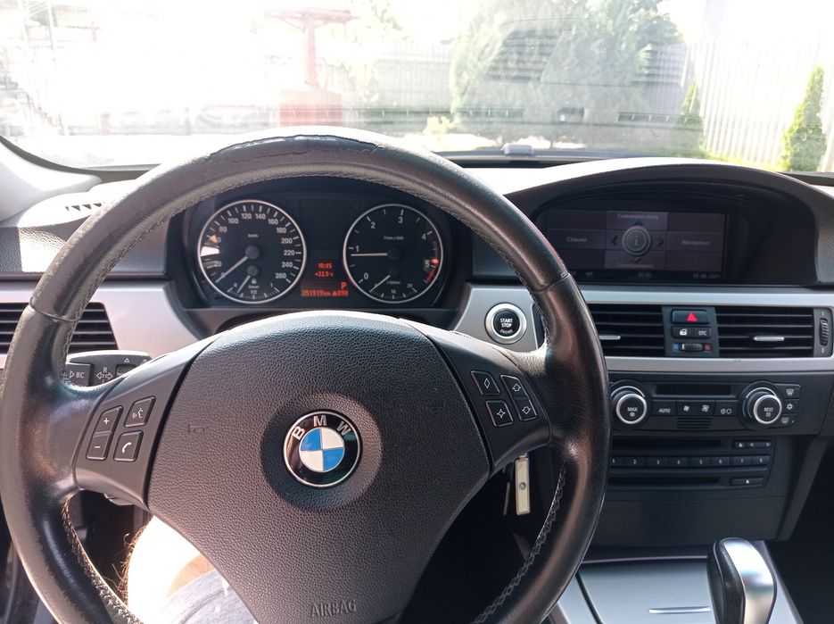 Vând BMW 320d e90