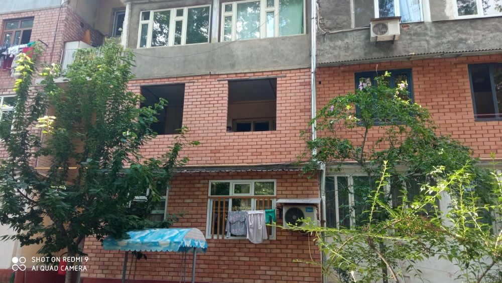 Гишт терамиз облицовка балконга кладка кирпича балкона  мастер