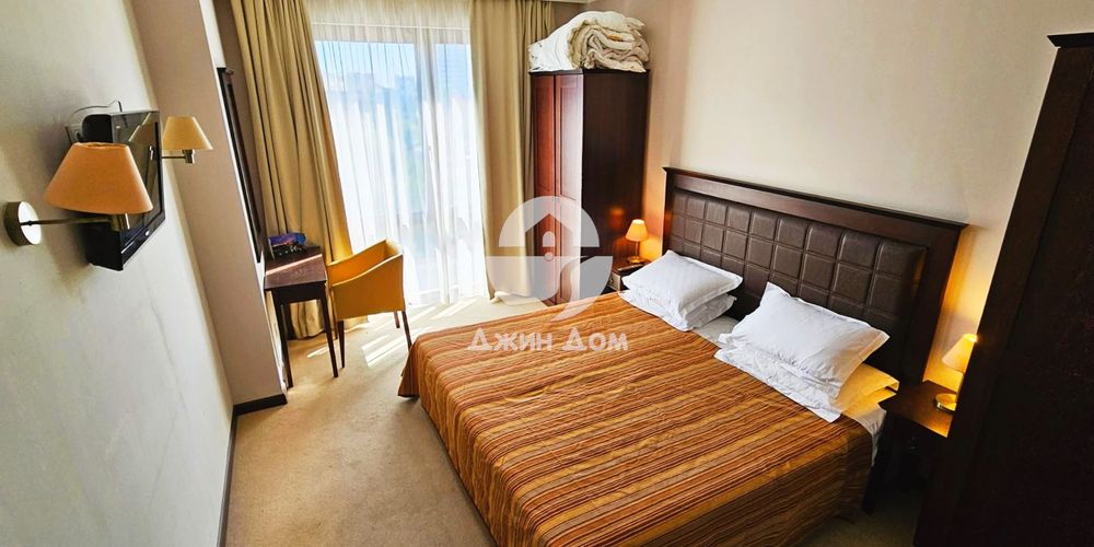 Продава се Двустаен апартамент в к.к. Слънчев бряг - 60 кв.м за 1492 €/кв.м - Снимка #2