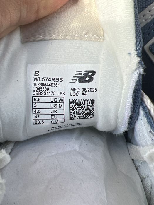 Кроссовки new balance