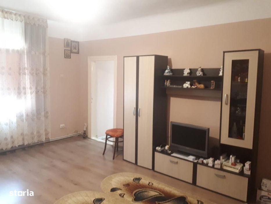 Apartament 2 camere, gradină,la Casa ,Baia Comunala et1