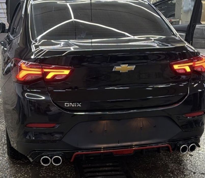 Тюнинг задняя накладка Onix