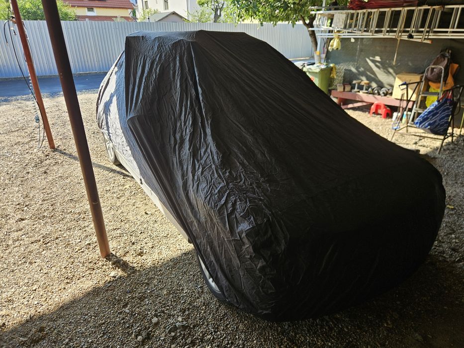 Huse Auto de Protecție (Impermeabilă / Anti-Praf)