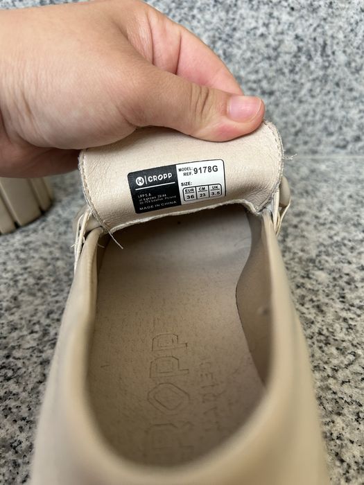 Pantofi cu talpa inalta / saboti cropp marimea 36