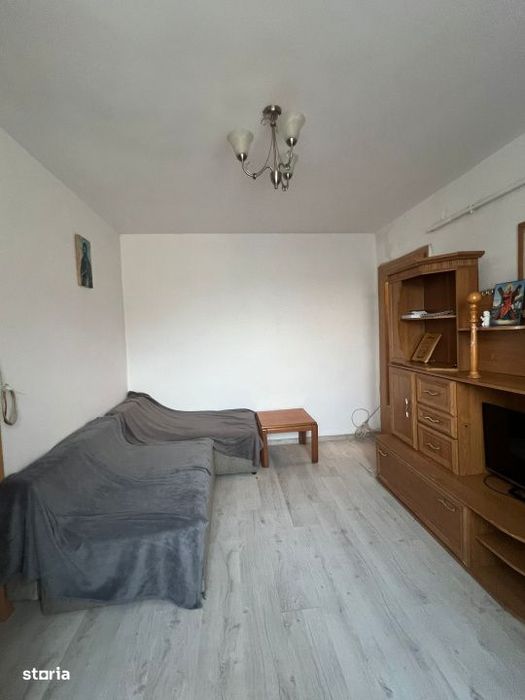 Apartament 2 camere de vanzare, 32 mp – Filiasi, Dolj